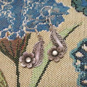 Sterling floral filagree earrings